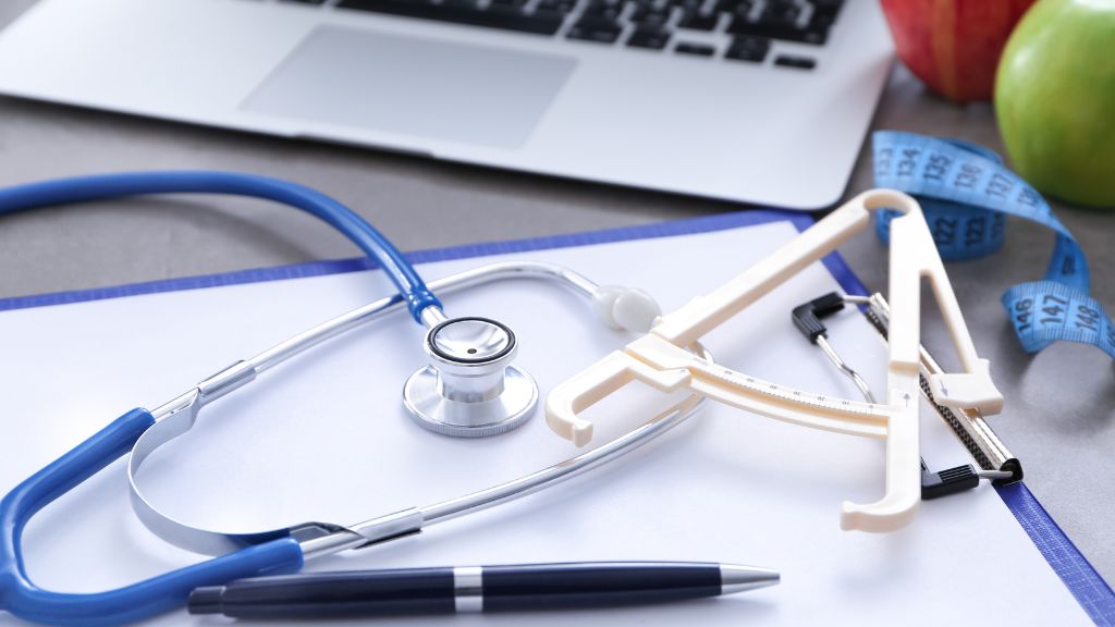 聴診器や筆記具